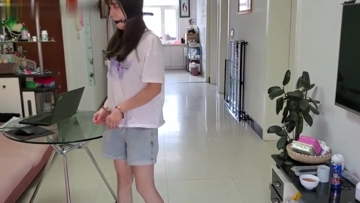 一往情深 女大学生卖淫被捕，严厉审问体罚TK. Preview 4