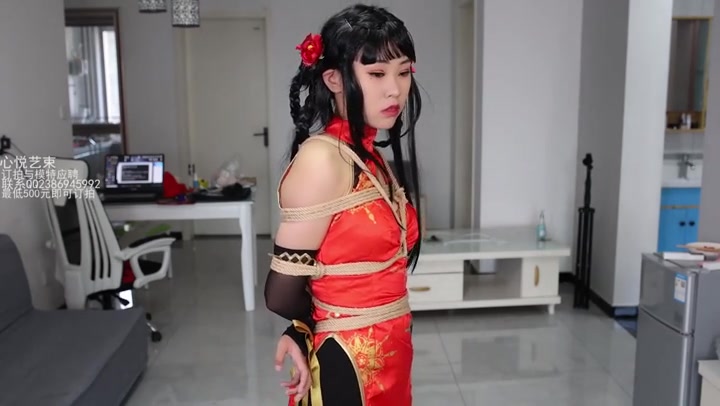 心悦艺束 可知什么是漫画腿，漫画腿少女草莓得COS（第二弹）少女前线红牡丹旗袍 Preview 2