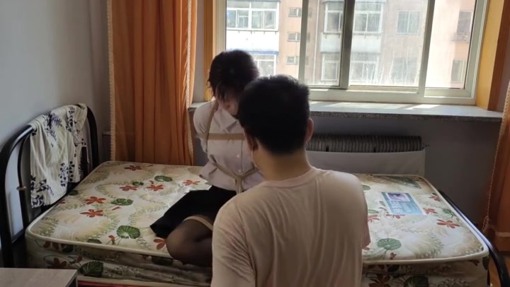 黑丝妹小橙的海老缚与驷马挠痒 Preview 4