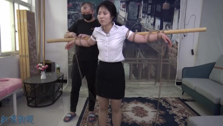 胜景影视 执行前夜两女犯被捆绑，下半场是竹竿捆缚 Preview 3