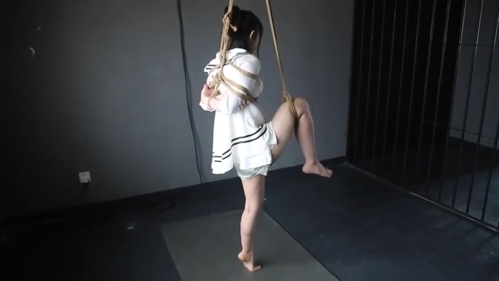 笼中少女第四季 Preview 4