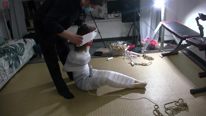 绳之韵 小九妹捆绑+固定棒+白色木乃伊全包、弃置恐吓，突然的真实哭泣 Preview 3