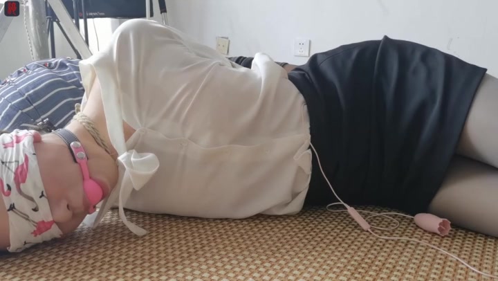 绳之韵 美女OL双人戏瑾瑜、菲菲的视觉盛宴（第一部上集）超级股绳、绑在地板上的两个 小OL Preview 2