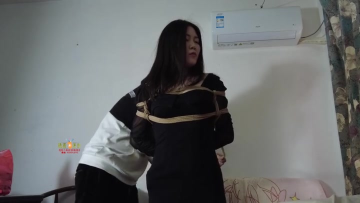 晓鹿绳艺 丝袜风波 看妹妹不能说话如何跟老板沟通购买丝袜，售货员一脸懵 Preview 2