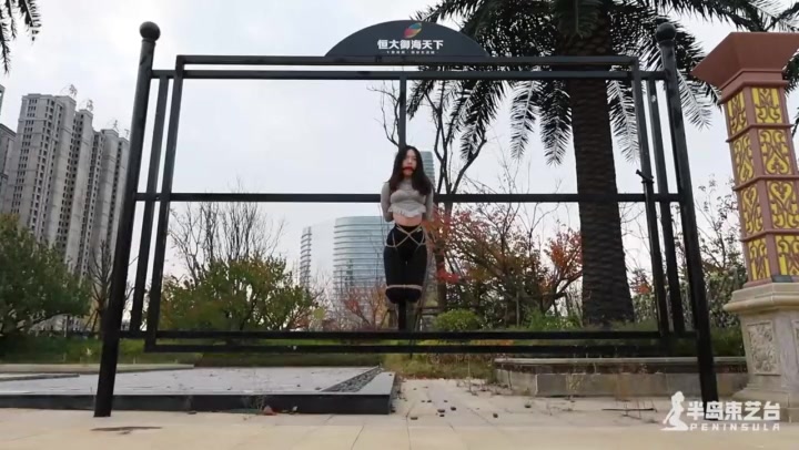抓获售楼小姐一枚 Preview 3