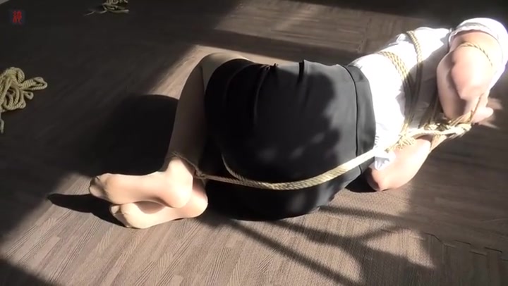 绳之韵_勇敢的新人秀儿精彩试镜 上 OL制服捆绑 Preview 1