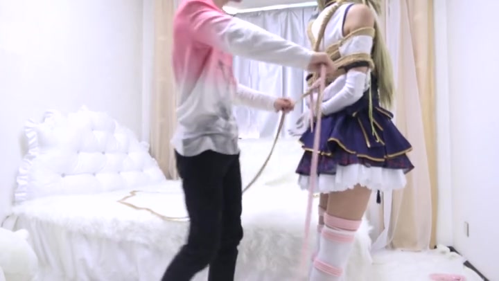 cosplay 南小鸟女警捆绑 我满腿都是脑子，哦不对，满脑子都是白丝和腿子 Preview 2