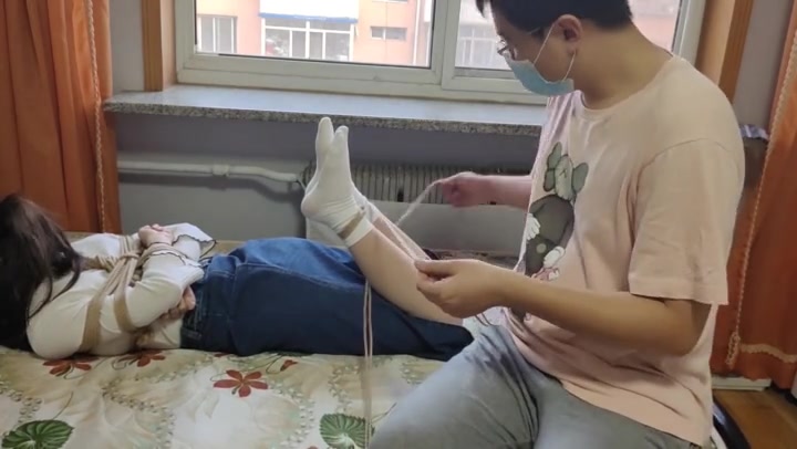 大学生萌妹小夏的初绑连头驷马 Preview 3
