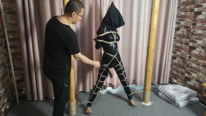 随心绳艺 雅思 胶衣女贼调叫 多层包裹 绷带蒙头 丝袜堵嘴 装麻袋 Preview 1