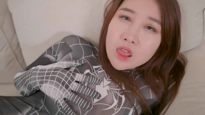 迟来的网红女蜘蛛侠 Preview 2