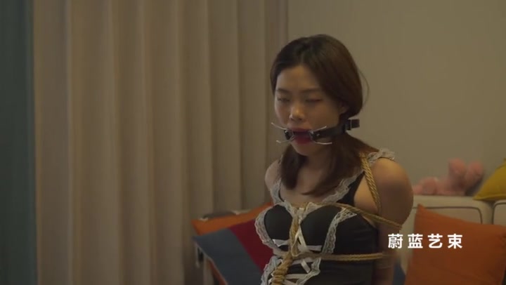 蔚蓝艺束 女仆爱菱欧式直臂，股绳，极限驷马 Preview 3