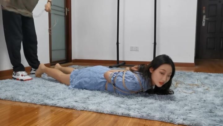 奥特曼 新妹子菲极限驷马体验 Preview 1