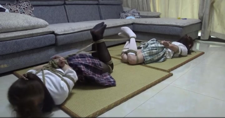 新月原创 琳媚 樱空 驷马股绳拔河第二回合 技巧在力量面前一文不值 Preview 1