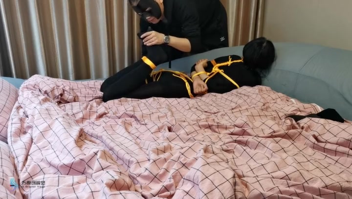 JS原创 媛媛 连体衣 金色丝绳捆绑挠痒 SP 口球 眼罩 丝袜套头 玩足 Preview 3