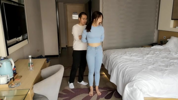 束缘阁 牛仔裤捆绑. Preview 1