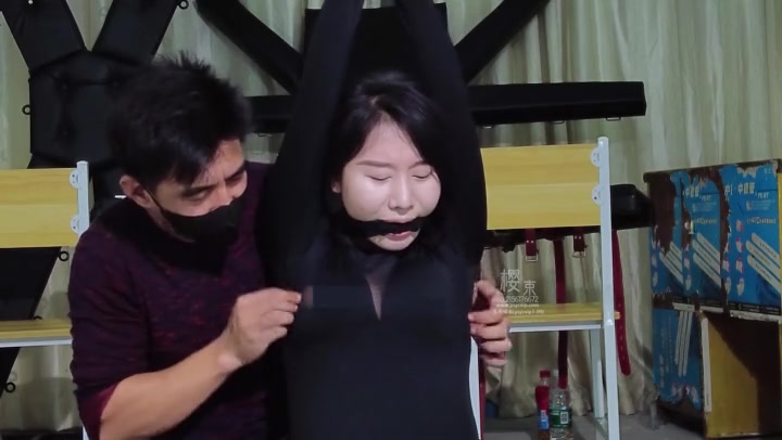樱束原创 舞蹈生一字马开腿特训 舞蹈生娜娜被老师强制一字马开腿疼到嗷嗷叫！ Preview 3