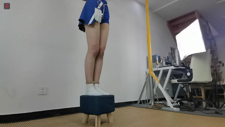 绳之韵 双马尾美少女小呆 啦啦队员性感情趣装、小白袜，踮脚吊，口球、股绳. Preview 4