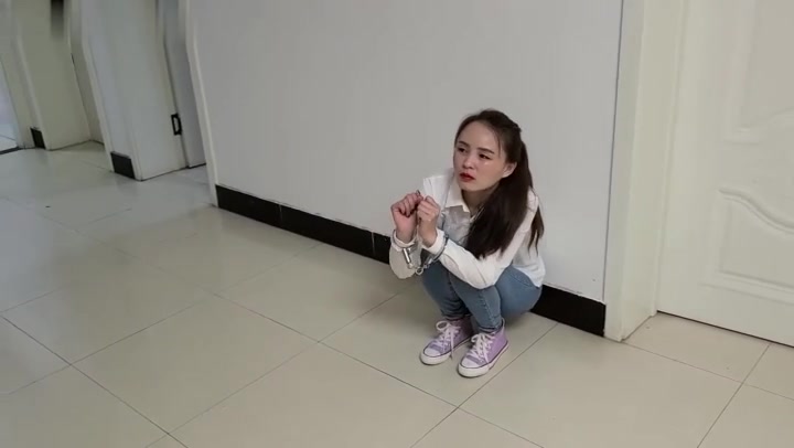 一往情深 超级凌辱女犯谢亚楠 Preview 1