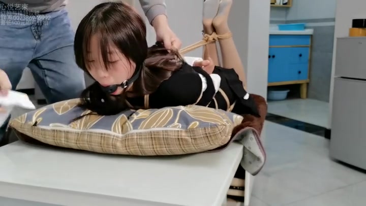 心悦艺束 时尚女孩的约绑记录 Preview 2