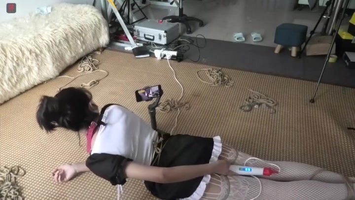 绳之韵 自虐女孩瑾瑜绳奴养成系列之网袜女仆的自缚、自嗨（上-下合并） Preview 4