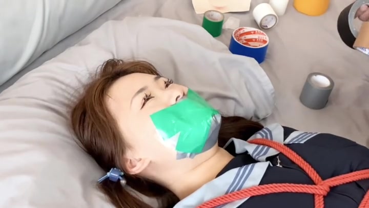 默示录 新模小B，可爱的二次元风格少女，大大的眼睛，充满对世界的好奇~先体验一下 Preview 3