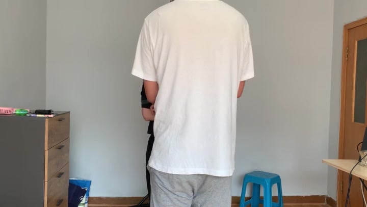 玩奴原创 新妹子诗雅的丝袜套头的闷绝高手缚，多重堵嘴，崩溃挣扎 Preview 1