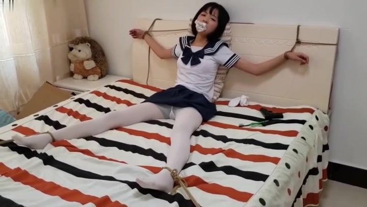 一往情深 大一学妹的tk故事 Preview 3