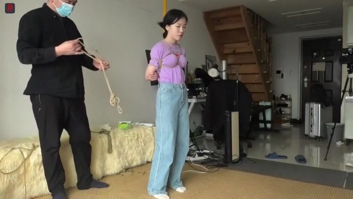 绳之韵 假期工小软，新人户外游戏“处女作”之停车场历险记（1-3合并版） Preview 1