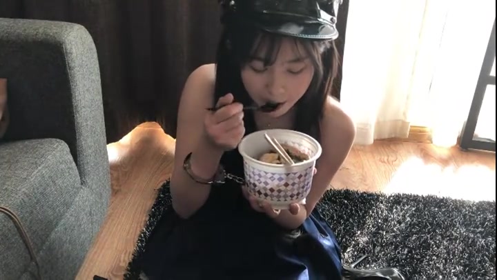 金属拘束吃饭 Preview 2
