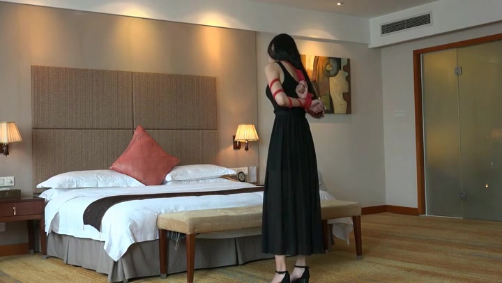 喜欢穿长裙的少妇 Preview 2