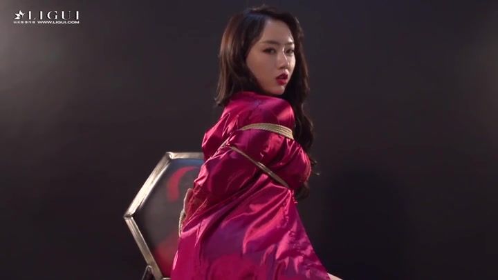 丽柜美束_然情自缚 睡衣丝袜绳艺诱惑 Preview 1