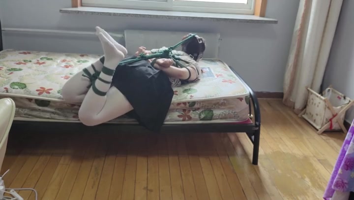 玩奴原创 瑞婷妹子的假装外出的驷马弃置实验！崩溃嘶吼挣扎与意外掉落 Preview 3