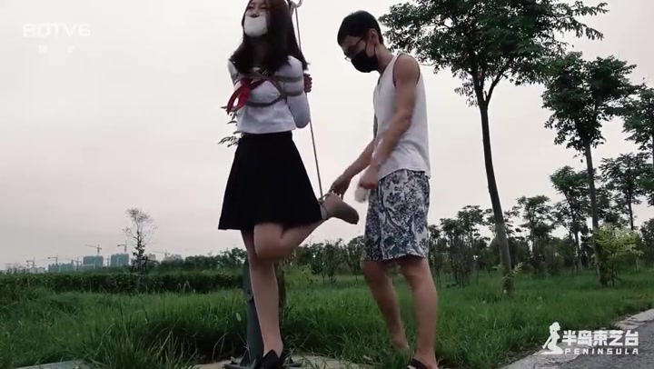 半岛束艺 布玛JK公园单腿吊TK Preview 2