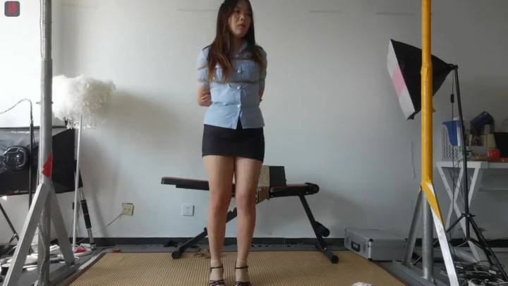 绳之韵 假期工瑶瑶制服女的TJ（第一集）遥控TT零距离佩戴“武装押解” Preview 2