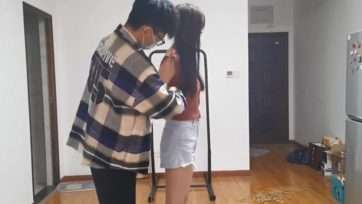 奥特曼 把疯狂挣扎的蓉蓉小姐姐绑成驷马 Preview 1