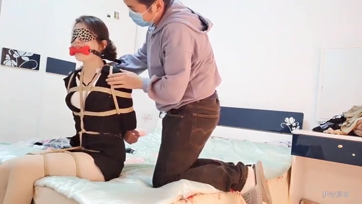 梦洁原创 黑色OL套装肉丝加古典裙，各种口塞,多重绳子加单手套，TK以及SP等 Preview 2