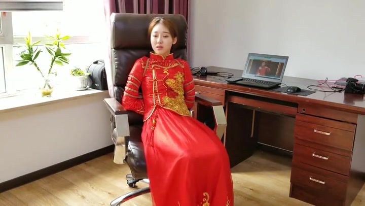 诡异新娘服 Preview 2