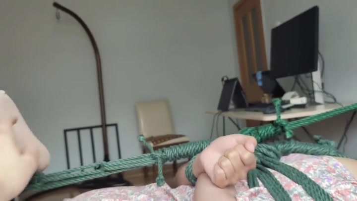 玩奴原创 语梦驷马自由落体，超紧蛇缚连头驷马具口球堵嘴，人肉脚垫踩踏tk羞耻养成 Preview 4