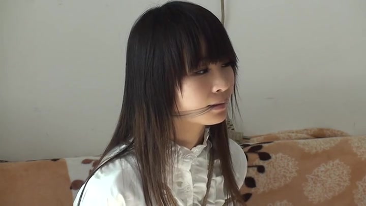 逍遥原创_刘莎白衬衫牛仔裤紧缚勒嘴，牛仔裙欧式直臂驷马，皮衣黑丝前绑缚 Preview 1