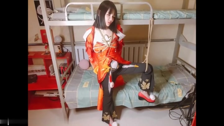 绳次元 COS公孙离-单腿吊缚蛋蛋内入！注意！ Preview 1