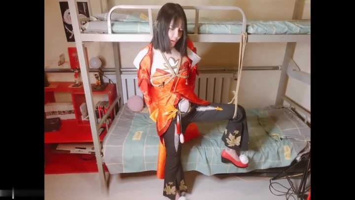绳次元 COS公孙离-单腿吊缚蛋蛋内入！注意！ Preview 2