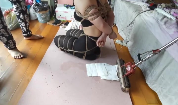 我的媳妇 第55弹、头一回嗨的太入魂结果失禁了、第一次看到媳妇脸红哈哈哈 Preview 4