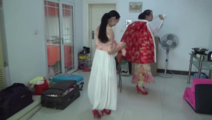 姐妹反扭打闹 Preview 1