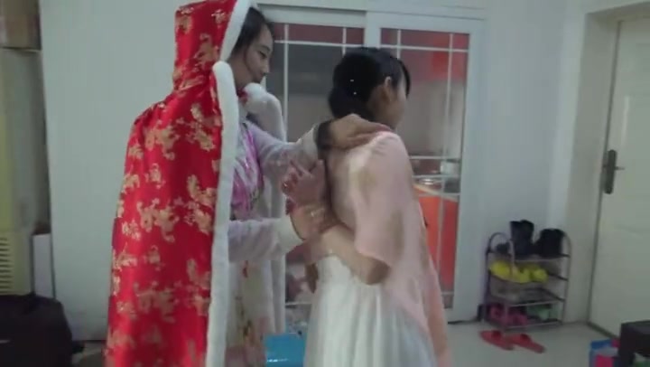 姐妹反扭打闹 Preview 3