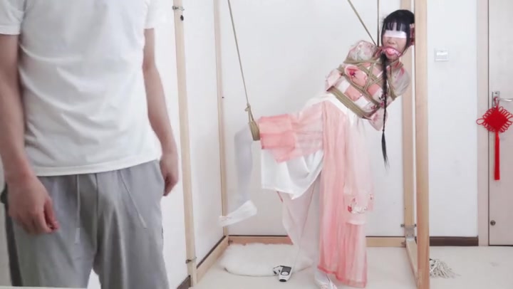 冷与贝 定拍之汉服美女劫难 Preview 4