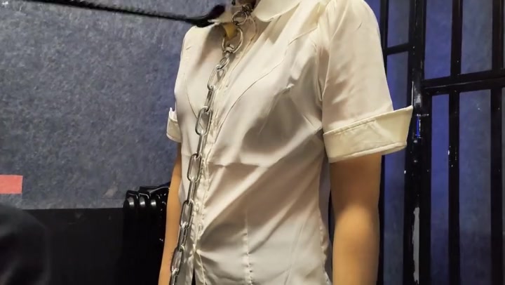 雨辰工作室 小Q奴隶养成记 第一部 凌辱 耳光 踩踏 强高 失禁 关押 监禁. Preview 2