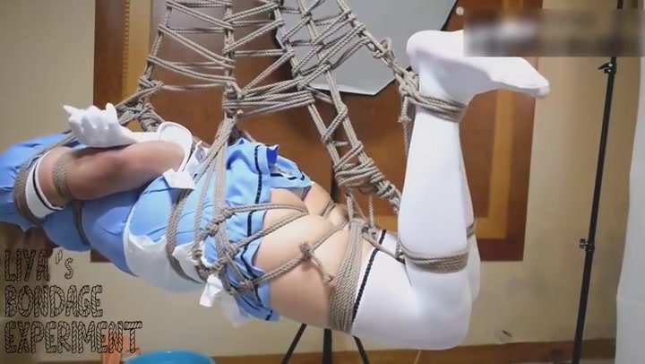 [网友原创] 【莉雅的紧缚实验】日向夏帆 COSPLAY 全身吊缚 Preview 4