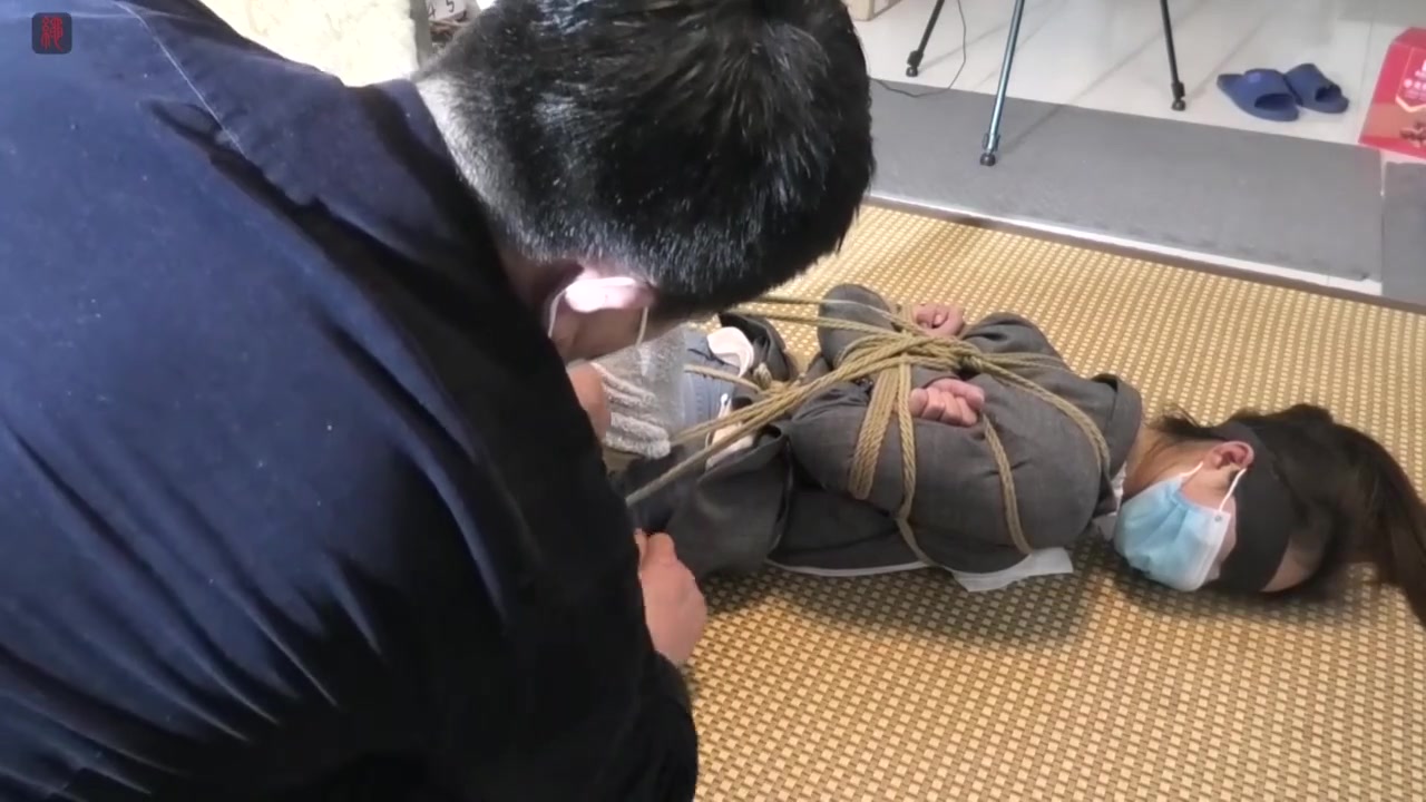 绳之韵 好身材妹子小凡归队首拍（一二合并版）OL驷马，紧缚，强行分腿固定TK强高，TJ Preview 2