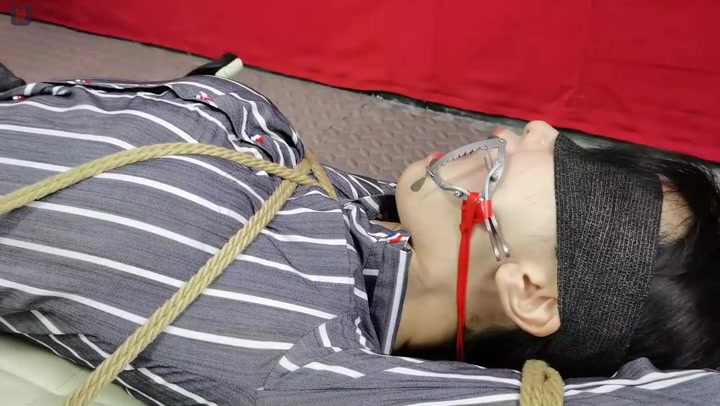 绳之韵 极品新人媛媛试镜第二部（下）黑丝OL，椅子缚仰面虐、调，创纪录的狂震、从被动到主动的迎合与兴奋 Preview 4