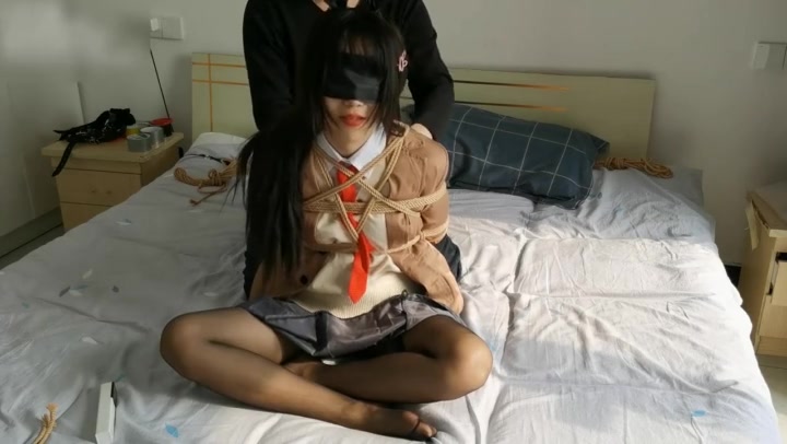 梦泪cos麻衣学姐的人鱼缚放置 Preview 1